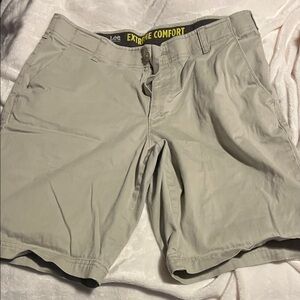 Lee Men's Flat Front Gray Shorts